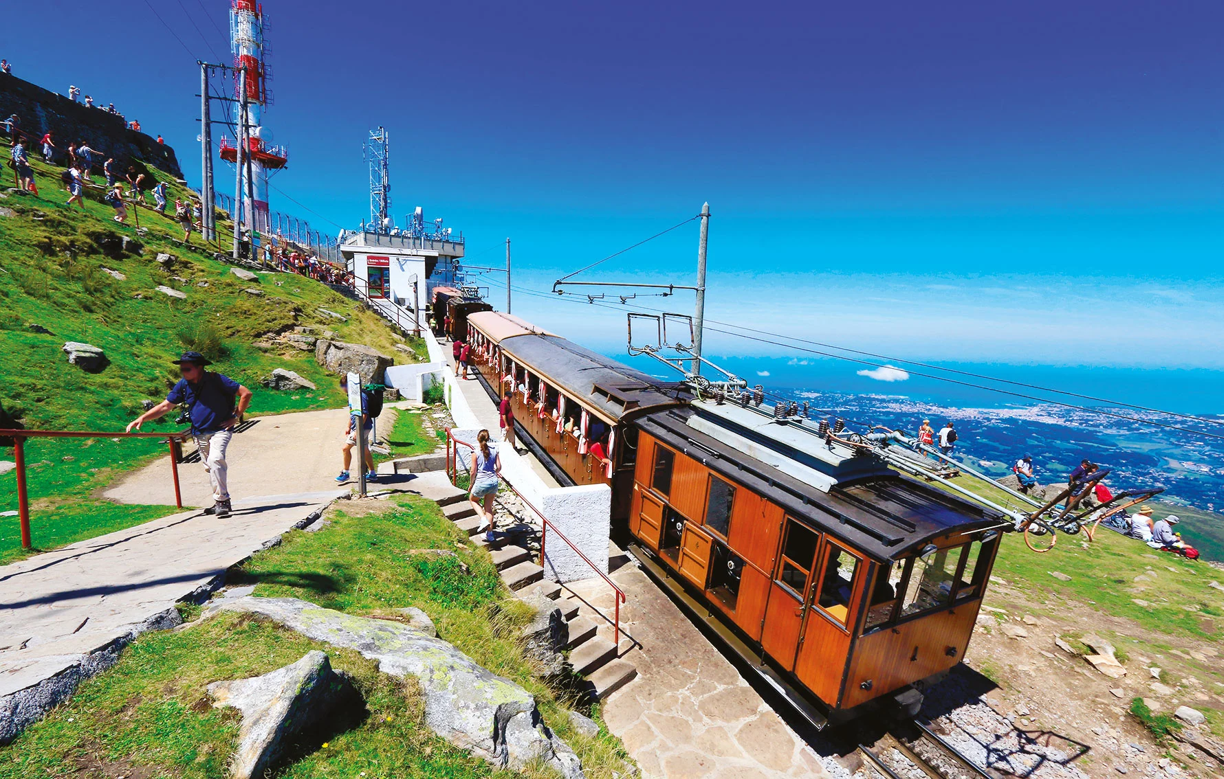 petit-train-de-la-rhune activités au pays basque français